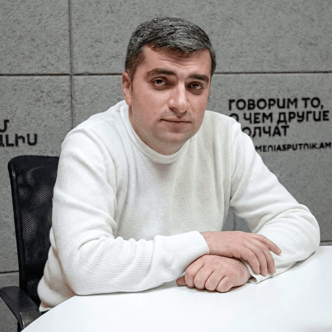 Edward Apriyan
